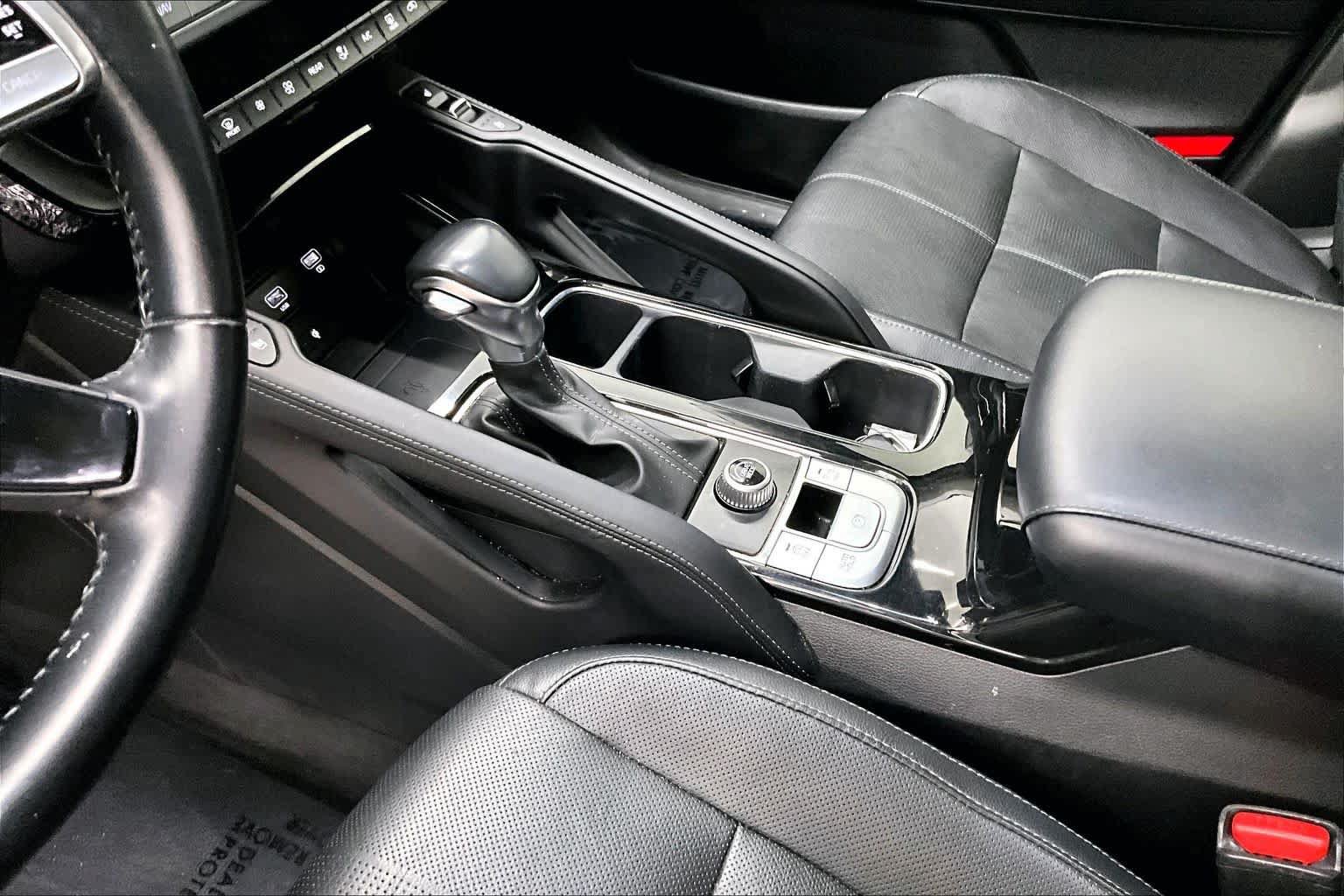 Used 2021 Kia Telluride EX w/ EX Premium Package FWD image 17