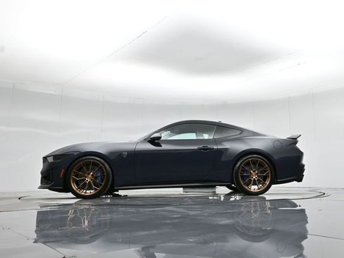 Used 2025 Ford Mustang Dark Horse image 6