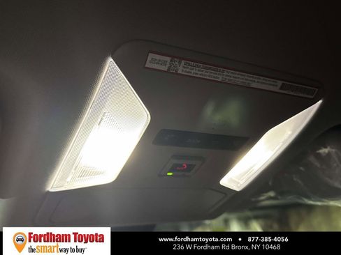 Used 2024 Toyota RAV4 LE AWD/4WD image 27