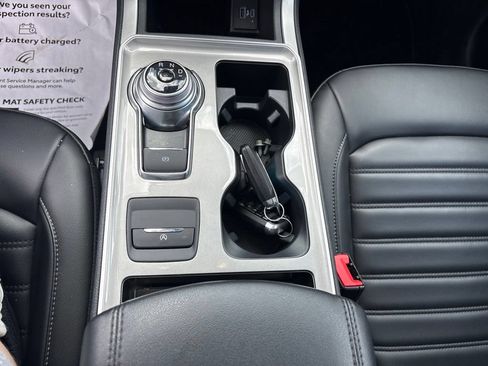 Used 2024 Ford Edge SEL w/ Convenience Package AWD/4WD image 27