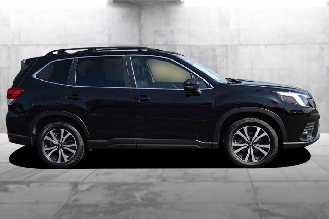 Used 2022 Subaru Forester Limited AWD/4WD image 5