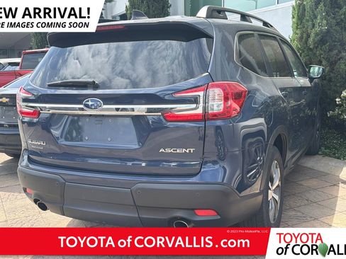 Used 2025 Subaru Ascent Premium AWD/4WD image 1