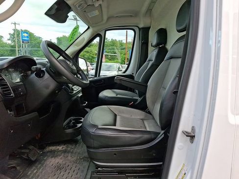 Used 2023 RAM ProMaster 2500 FWD image 14