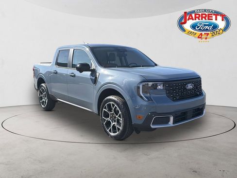 New 2026 Ford Maverick Lariat w/ 4K Tow Package AWD/4WD image 1