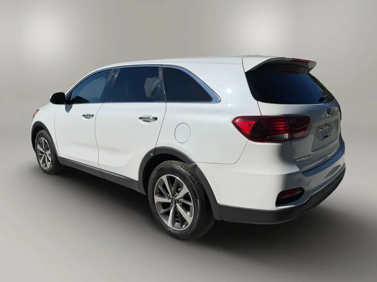 Used 2020 Kia Sorento FWD V6 image 8