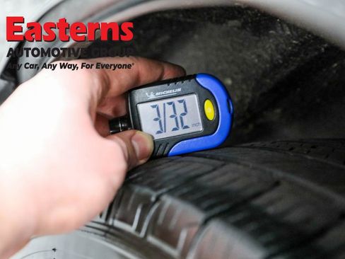 Used 2024 Ford Edge SEL image 26