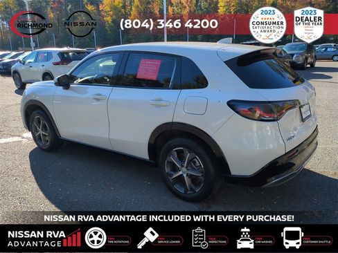 Used 2024 Honda HR-V EX-L image 7