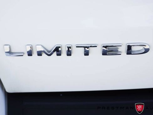 Used 2024 Ford Expedition Max Limited AWD/4WD image 7