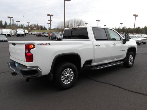 Used 2020 Chevrolet Silverado 2500 LT w/ All Star Edition image 5