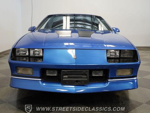 Used 1989 Chevrolet Camaro IROC-Z RWD image 18