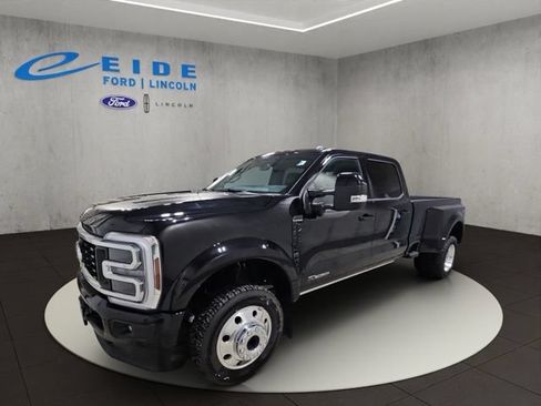 Used 2026 Ford F450 Platinum AWD/4WD image 6