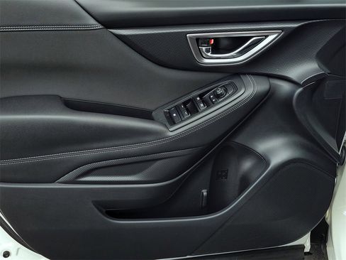 Used 2023 Subaru Forester Premium image 10