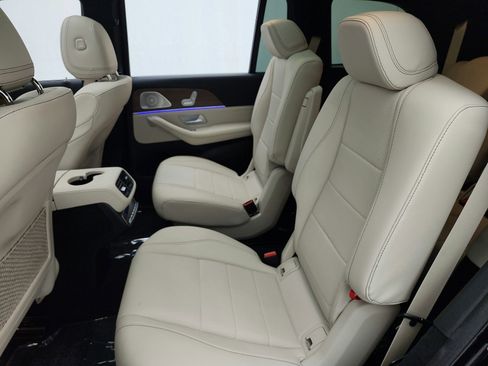Certified 2025 Mercedes-Benz GLS 450 4MATIC image 15