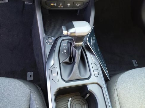 New 2025 Kia K4 LXS image 24