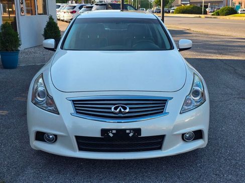 Used 2013 INFINITI G37 Journey w/ Premium Pkg RWD image 2