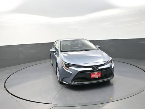 Used 2024 Toyota Corolla LE FWD image 53