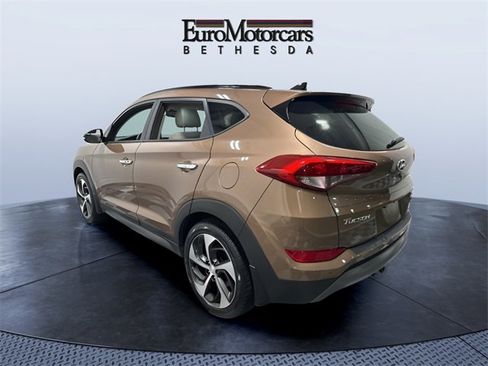 Used 2016 Hyundai Tucson Limited w/ Option Group 03 image 3