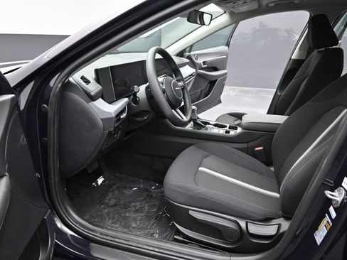 Used 2025 Hyundai Sonata SE FWD image 15