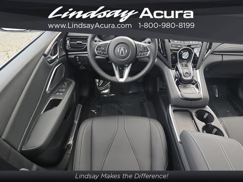 New 2025 Acura RDX image 13