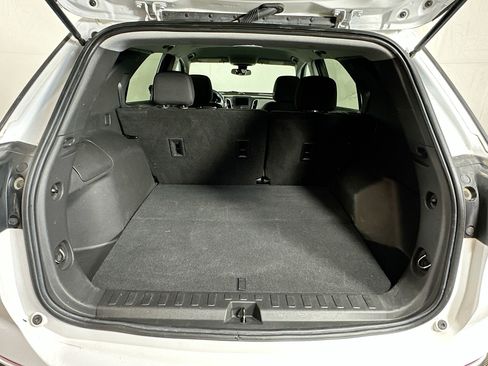 Used 2022 Chevrolet Equinox LS w/ LS Convenience Package image 23