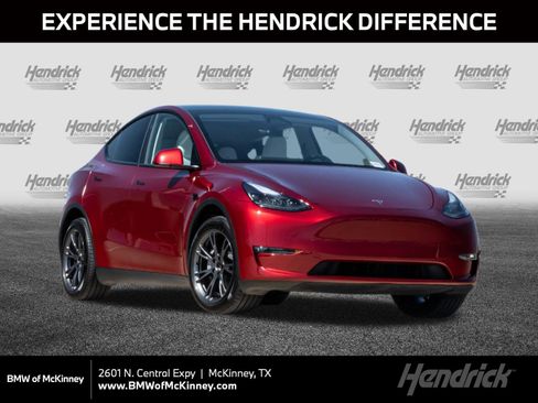Used 2025 Tesla Model Y Long Range image 1