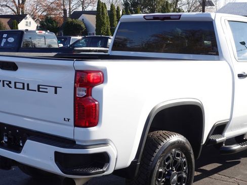 Used 2023 Chevrolet Silverado 2500 LT w/ Z71 Sport Edition image 13