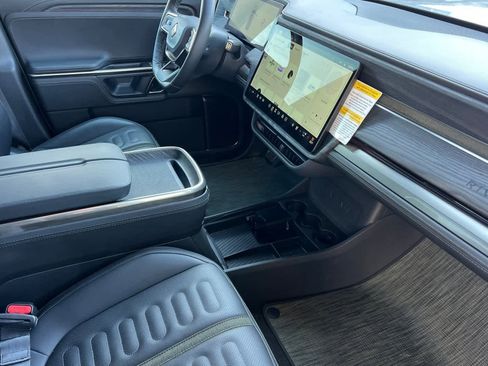 Used 2023 Rivian R1T Adventure image 18