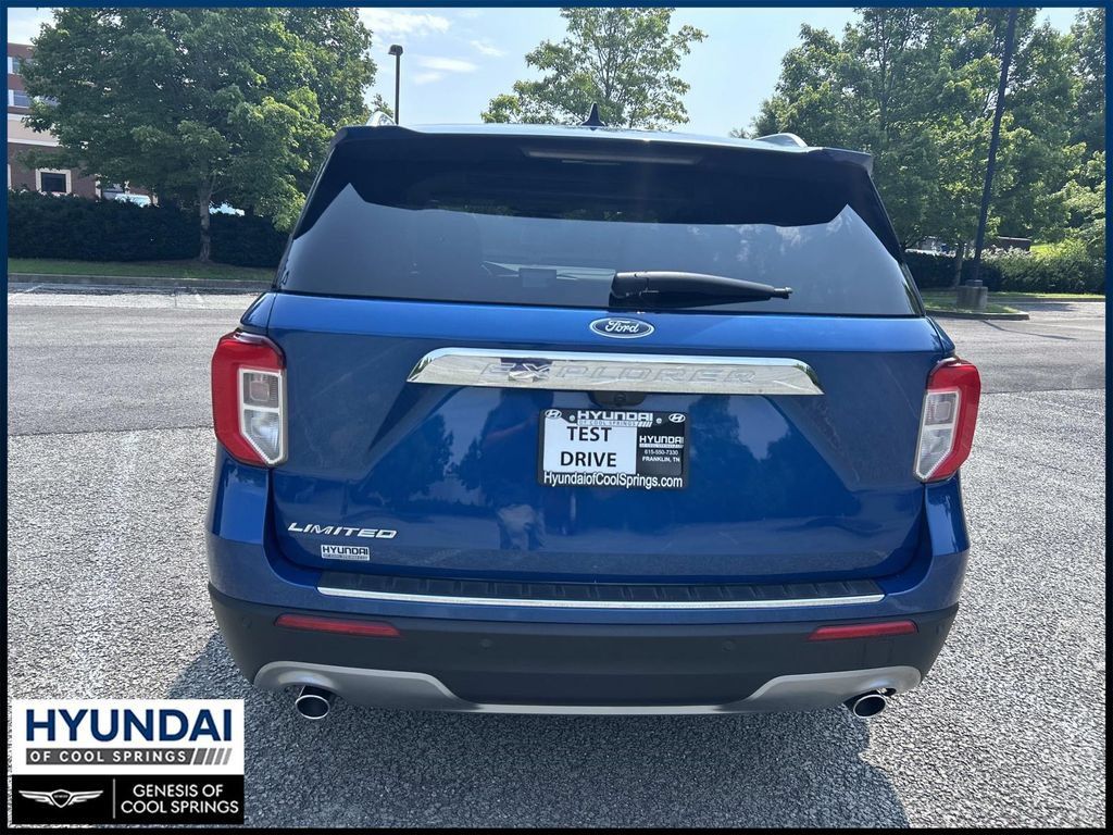 Used 2022 Ford Explorer Limited w/ Equipment Group 301A RWD image 6