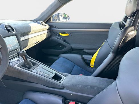 Used 2023 Porsche 718 Cayman GT4 RS image 23