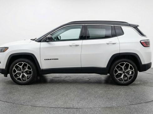 Used 2025 Jeep Compass Limited AWD/4WD image 5