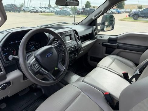 Used 2022 Ford F250 XL w/ Power Equipment Group RWD image 13