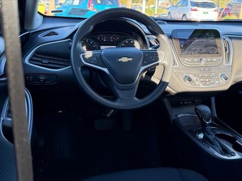 Certified 2022 Chevrolet Malibu LT image 9