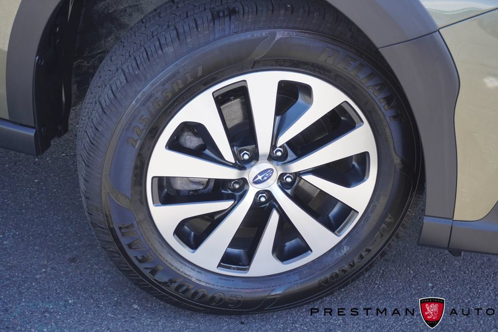 Used 2025 Subaru Outback Premium w/ Popular Package #1 AWD/4WD image 11