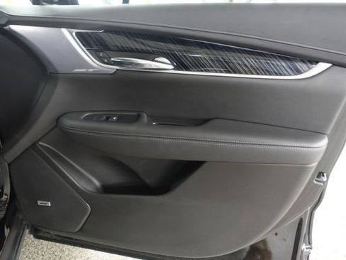 Used 2024 Cadillac XT6 Premium Luxury w/ LPO, Floor Liner Package AWD/4WD image 29