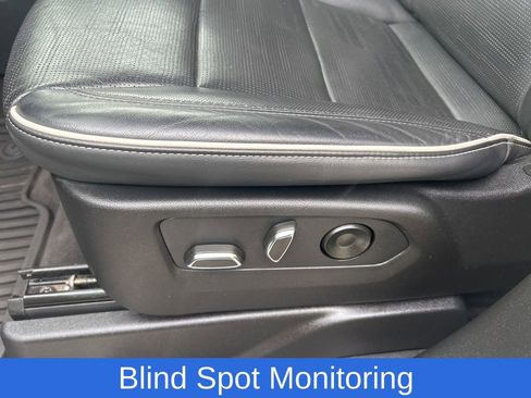 Used 2022 Cadillac Escalade ESV Sport w/ Touring Package image 8