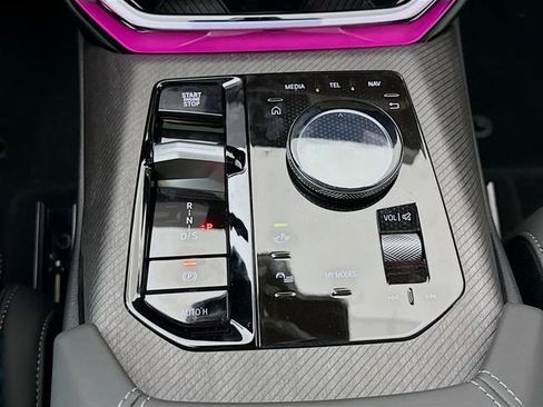 Used 2026 BMW X3 xDrive30 w/ Premium Package image 16