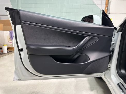 Used 2020 Tesla Model 3 Long Range AWD/4WD image 20