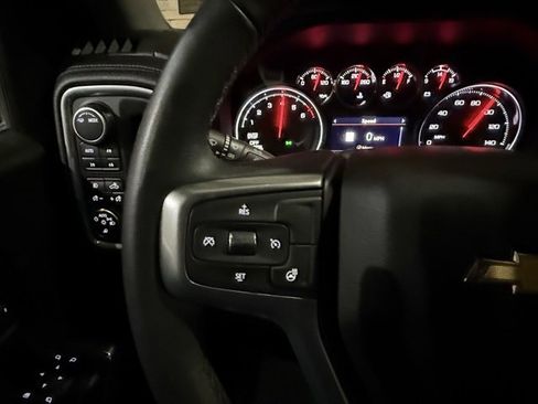 Used 2022 Chevrolet Silverado 1500 LTZ image 14
