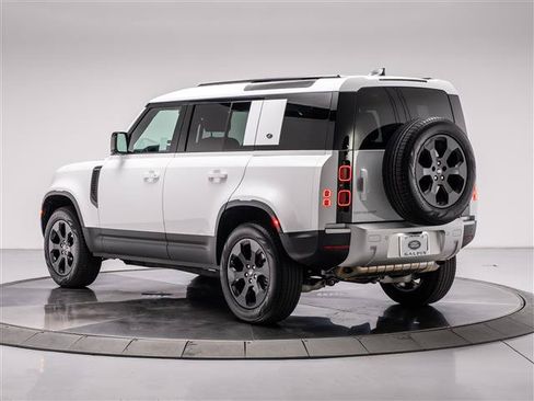 Used 2024 Land Rover Defender 110 S AWD/4WD image 3