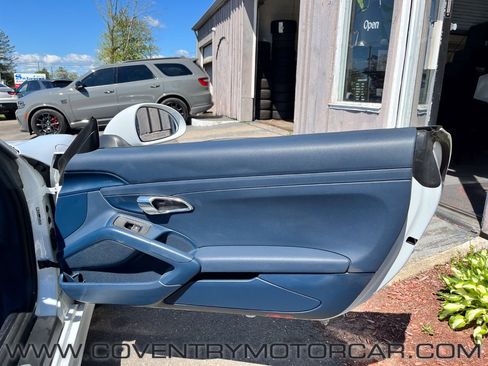 Used 2015 Porsche Boxster RWD image 26
