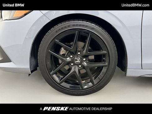 Used 2024 Honda Civic Sport image 2