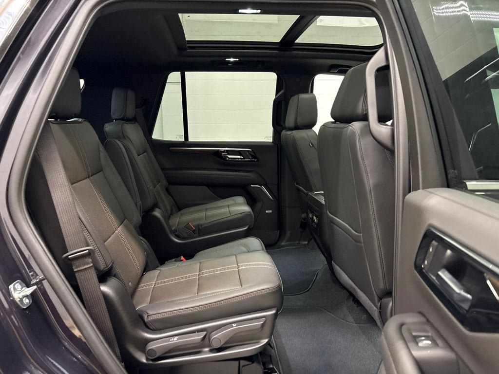 New 2026 Chevrolet Tahoe High Country w/ Sun And Tow Package AWD/4WD image 34