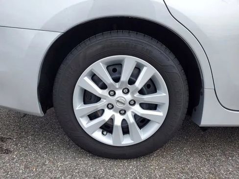 Used 2017 Nissan Altima 2.5 S w/ Power Driver Seat Package image 5