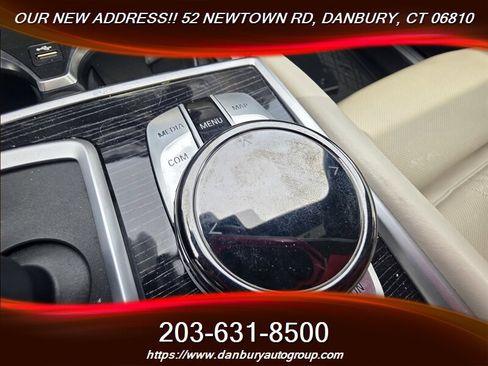 Used 2021 BMW 750i xDrive w/ Executive Package AWD/4WD image 23