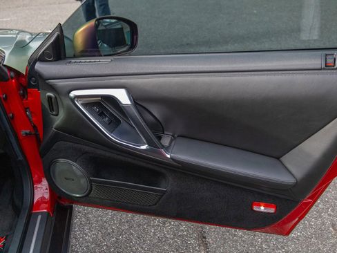 Used 2010 Nissan GT-R Premium image 53