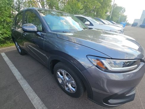 Used 2024 Honda HR-V LX image 3