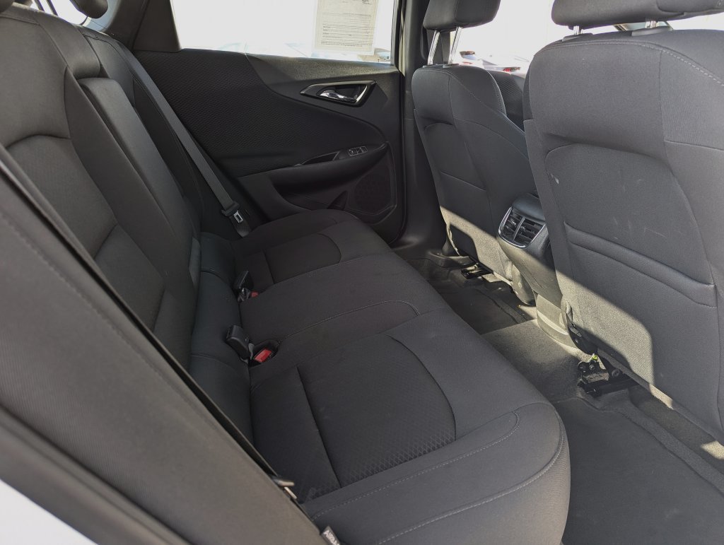 Used 2024 Chevrolet Malibu LT FWD image 33