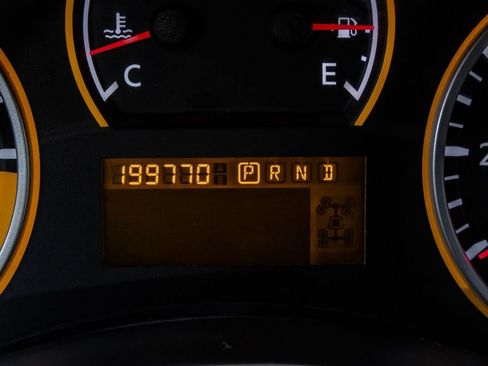 Used 2012 Nissan Armada SV RWD image 20