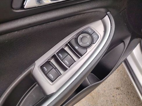 Used 2022 Chevrolet Malibu LT image 13