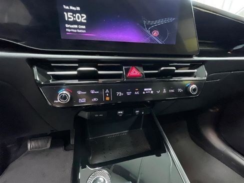 Used 2023 Kia Niro Wind FWD image 16
